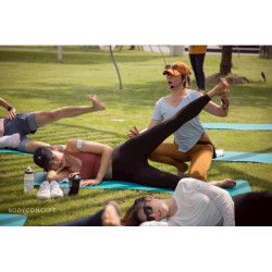 身形怎麼調都沒用?-問題其實不在姿勢,而在你「怎麼用身體」——器械禪柔導師-monica 身形怎麼調都沒用?-問題其實不在姿勢,而在你「怎麼用身體」——器械禪柔導師-monica